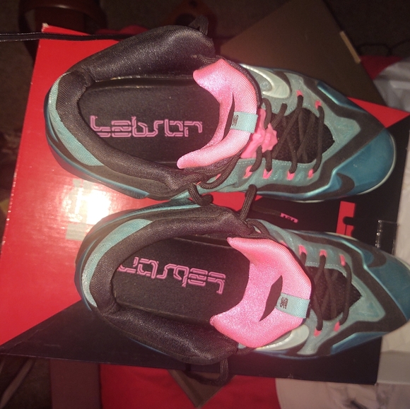 LeBron 11 "South Beach" Size 13 - Picture 6 of 8